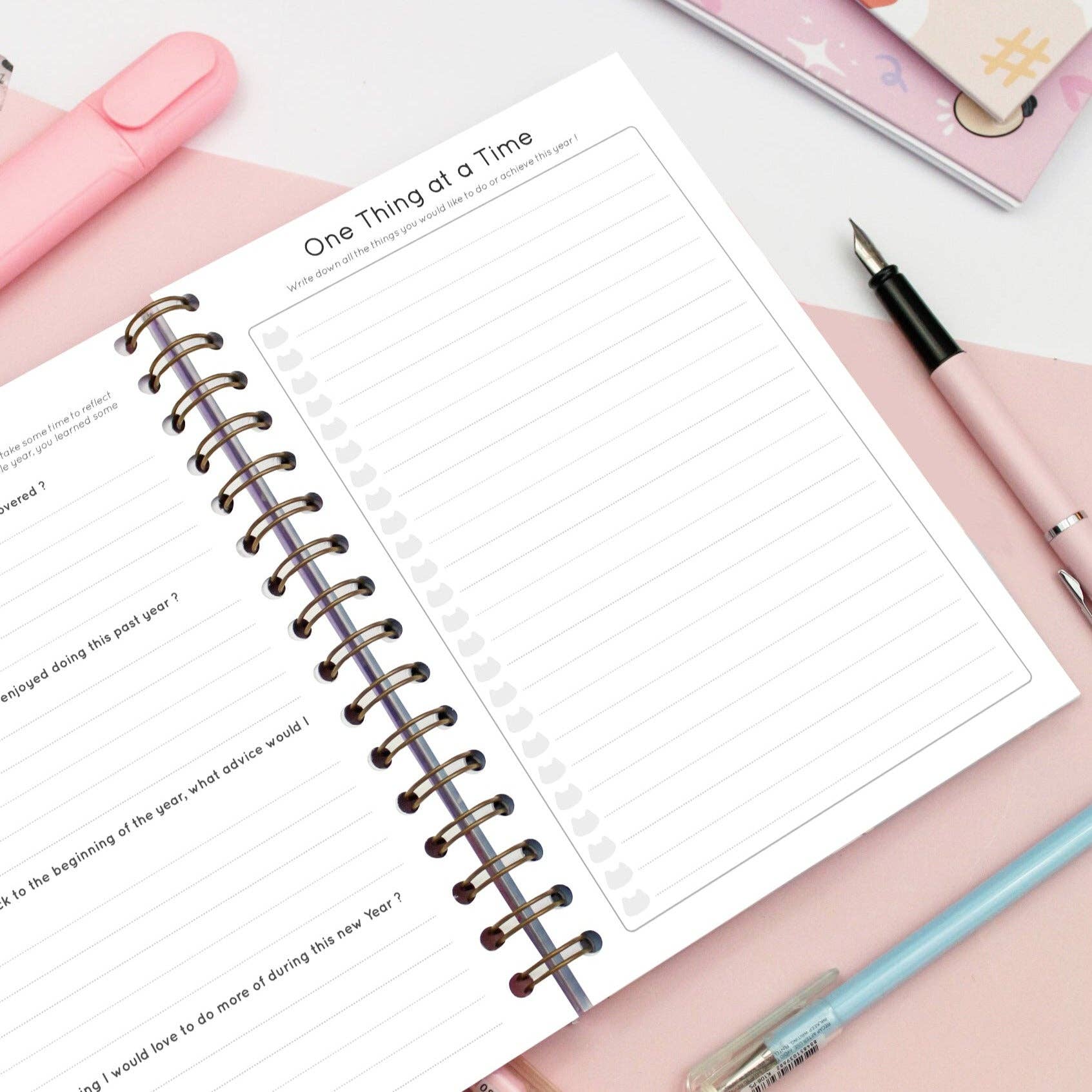 AGENDA HEBDOMADAIRE - Business Ghosty: Français / Dans un bon esprit